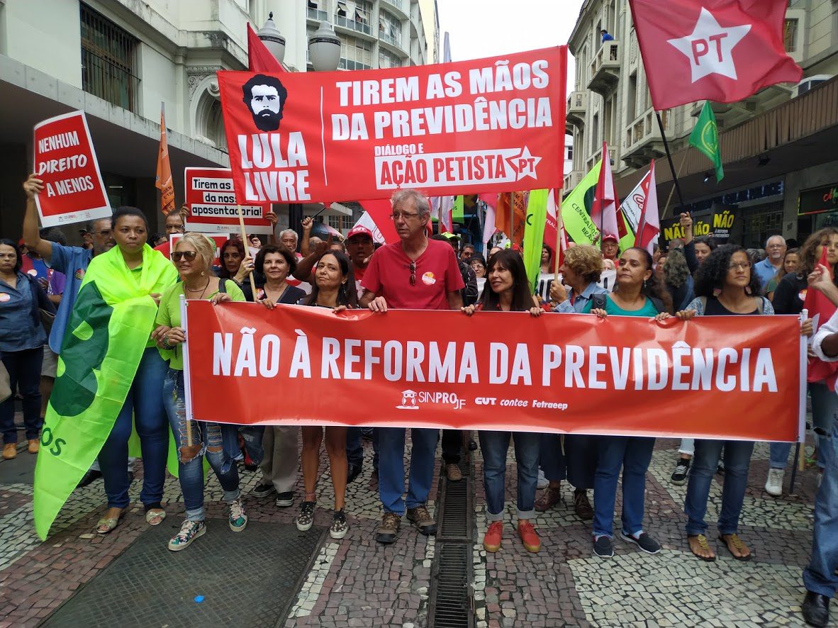 You are currently viewing Entrevista: Mobilizações no Brasil pela Educação e contra a Reforma da Previdência